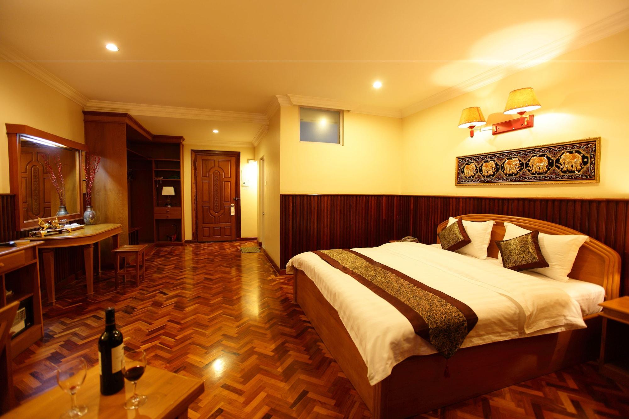 Ayarwaddy River View Hotel Mandalaj Zewnętrze zdjęcie