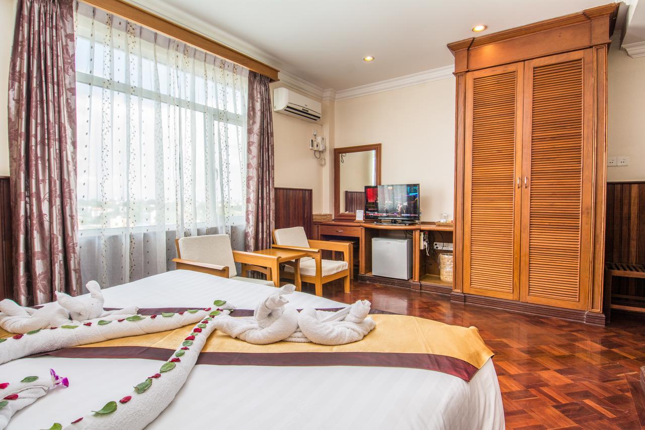 Ayarwaddy River View Hotel Mandalaj Zewnętrze zdjęcie
