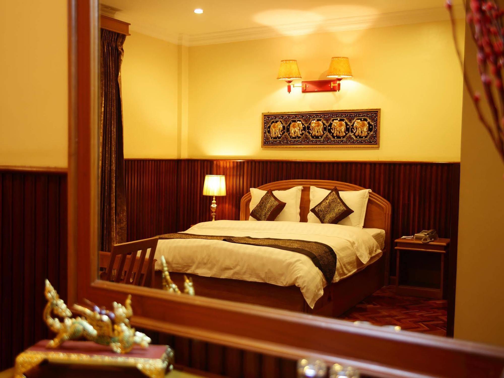 Ayarwaddy River View Hotel Mandalaj Zewnętrze zdjęcie