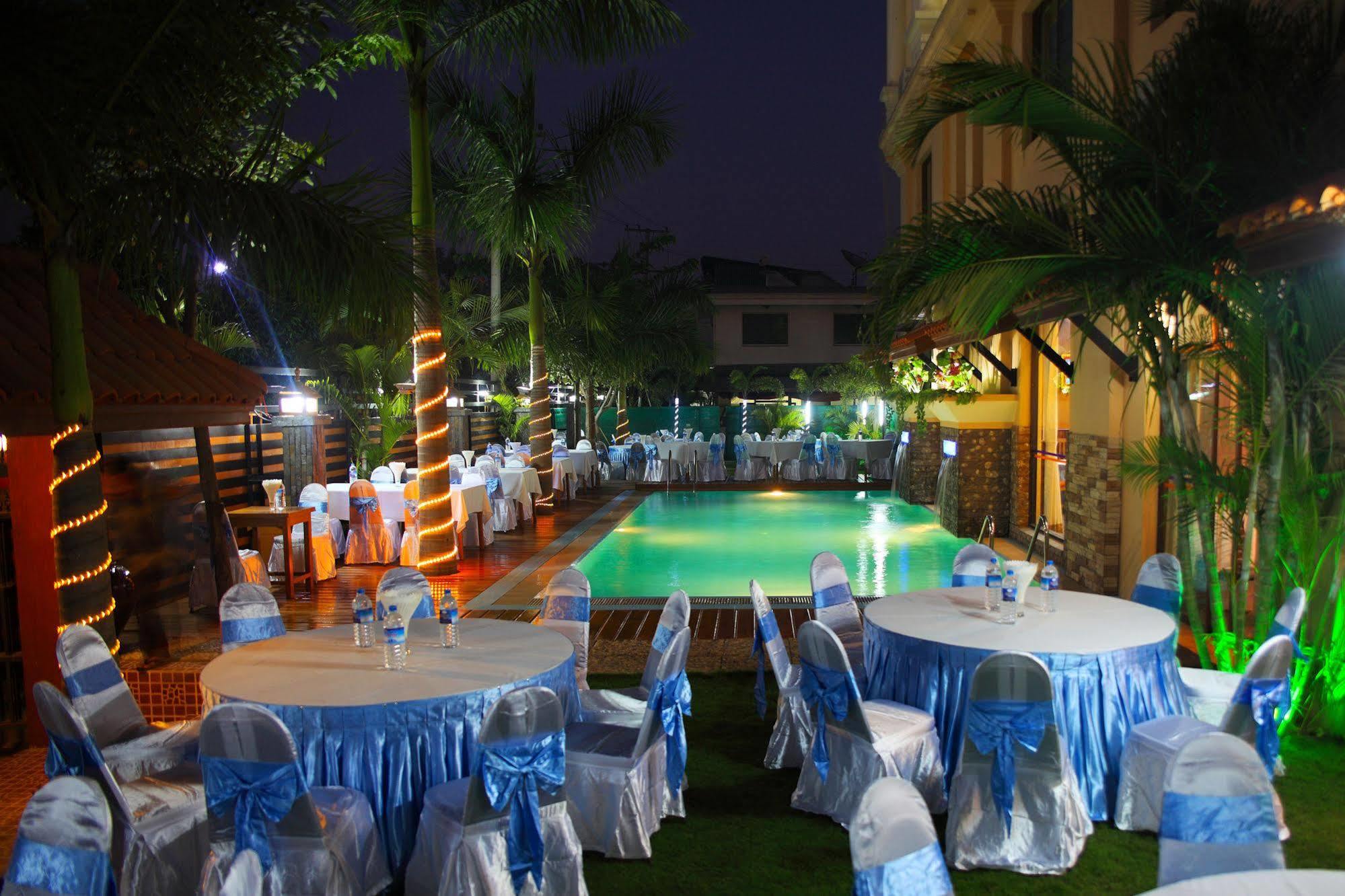 Ayarwaddy River View Hotel Mandalaj Zewnętrze zdjęcie